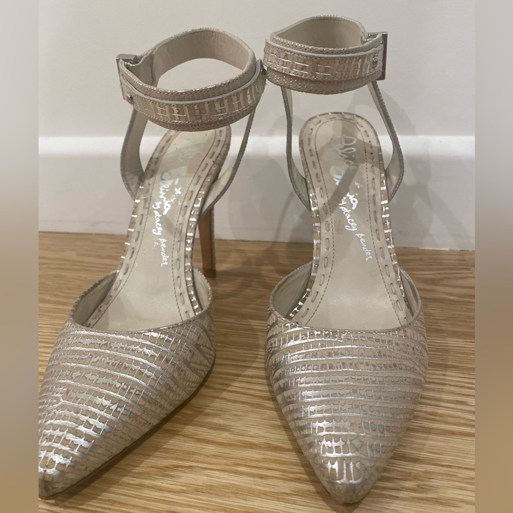 Alice + Olivia high heels w/ ankle strap